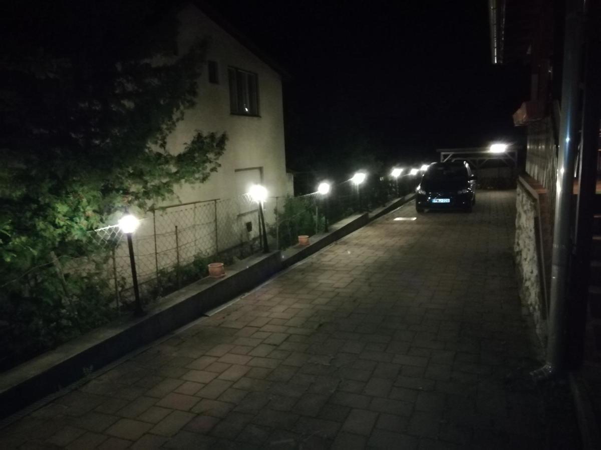 Asta La Vista Vendeghaz Ξενοδοχείο Μίσκολτς Εξωτερικό φωτογραφία